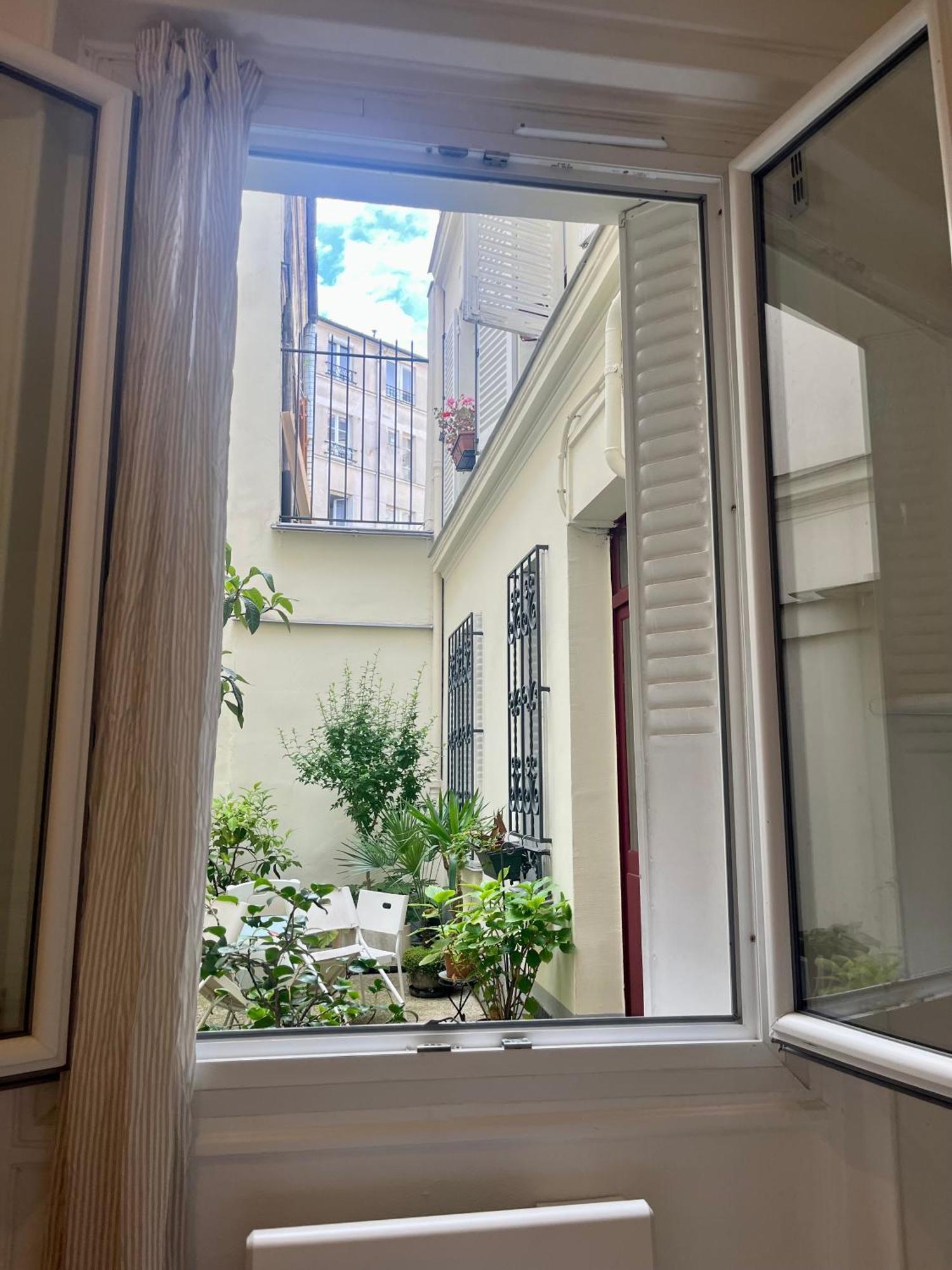 Apartment In Montmartre, Paris, Near Sacre-Coeur Read Host Profile For Booking Buitenkant foto