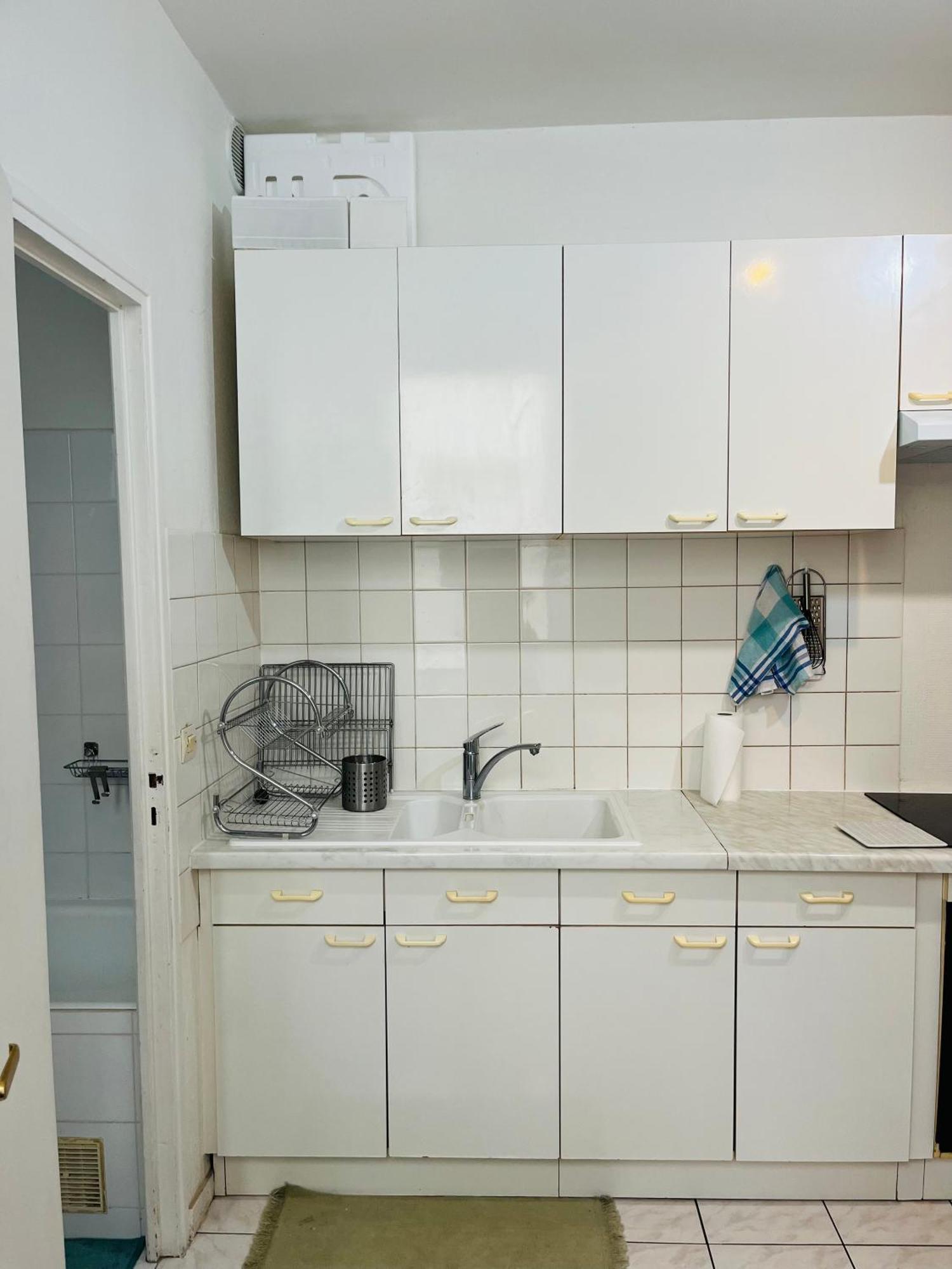 Apartment In Montmartre, Paris, Near Sacre-Coeur Read Host Profile For Booking Buitenkant foto